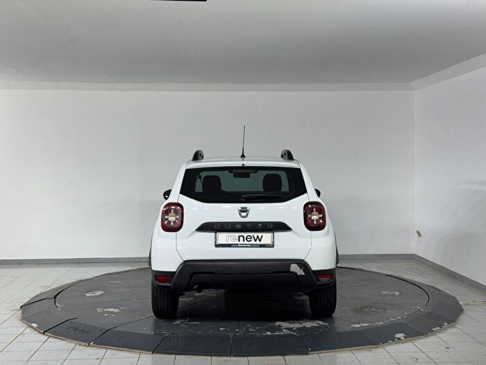 Dacia Duster 1.5 BlueDCI 4x4 Comfort araç görseli 7