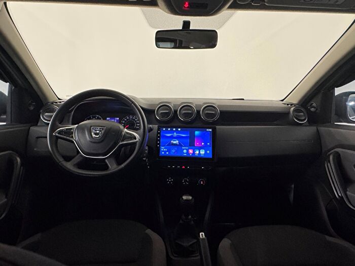 Dacia Duster 1.5 BlueDCI 4x4 Comfort araç görseli 11