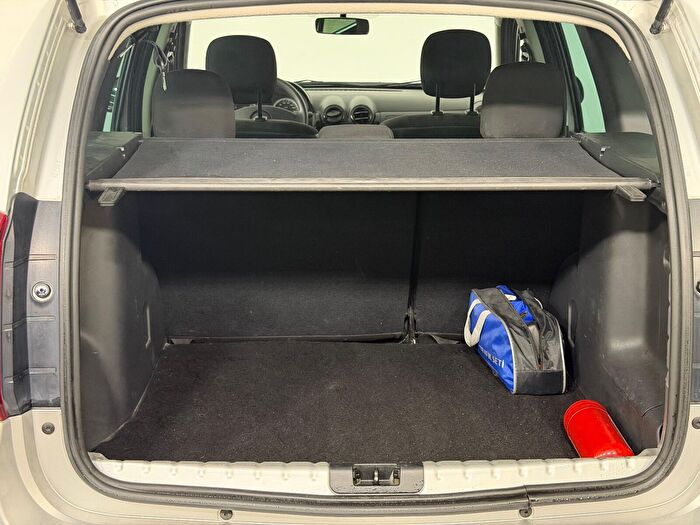 Dacia Duster 1.5 DCI 4x2 Laureate araç görseli 19