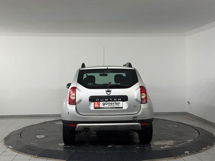 Dacia Duster 1.5 DCI 4x2 Laureate araç görseli 7
