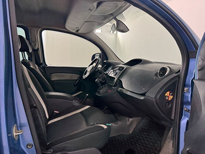 Renault Kangoo Multix Combi 1.5 DCI Extreme araç görseli 12