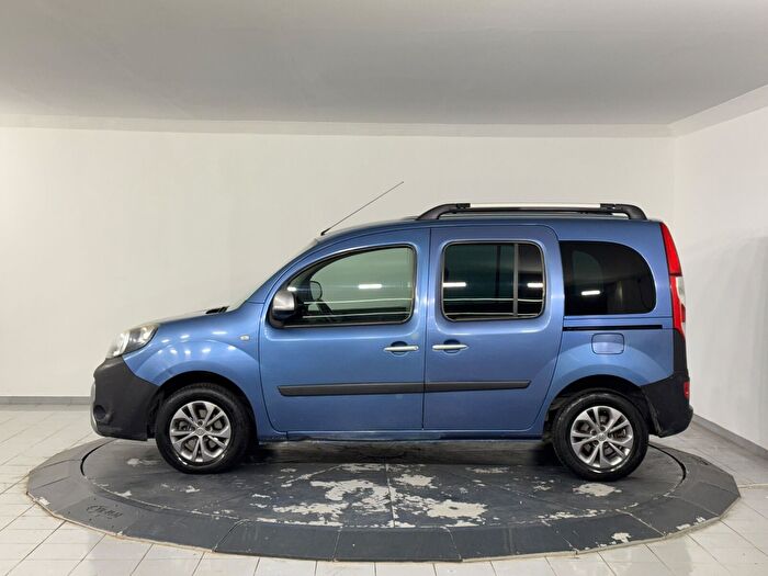 Renault Kangoo Multix Combi 1.5 DCI Extreme araç görseli 5