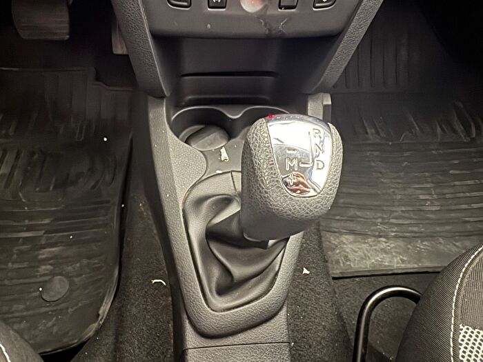 Dacia Sandero 20