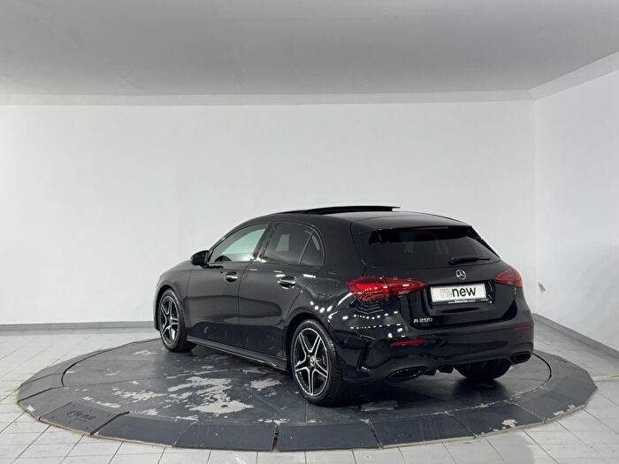 Mercedes-Benz A Serisi A 200 Hybrid AMG 7G-DCT araç görseli 8