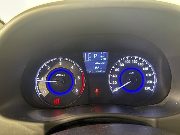 Hyundai Accent Blue 1.6 CRDI Mode Plus DCT araç görseli 19