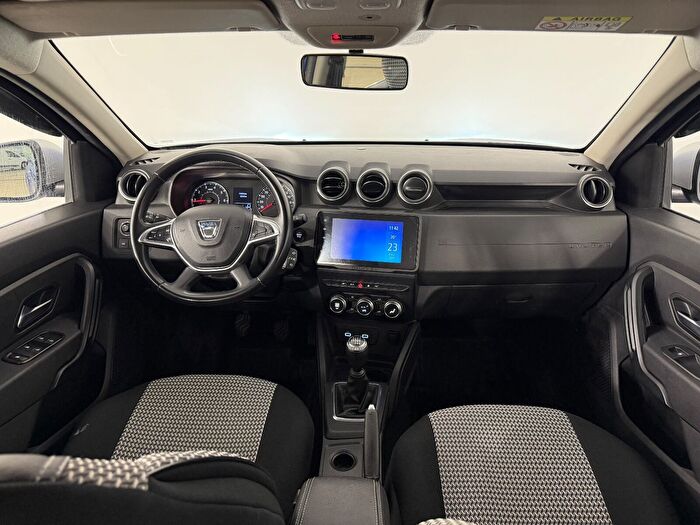 Dacia Duster 1.0 Eco-G Prestige 4x2 araç görseli 16