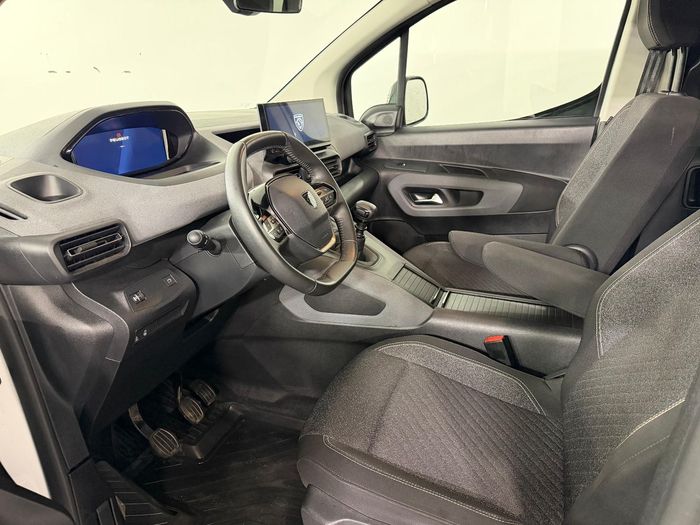 Peugeot Rifter 1.5 BlueHDI Allure araç görseli 12