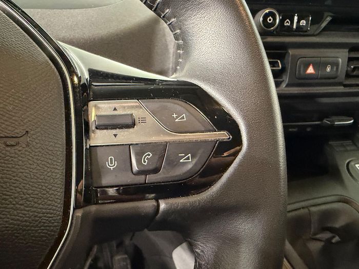 Peugeot Rifter 1.5 BlueHDI Allure araç görseli 23