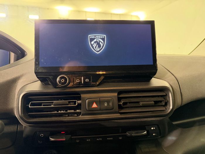 Peugeot Rifter 1.5 BlueHDI Allure araç görseli 20