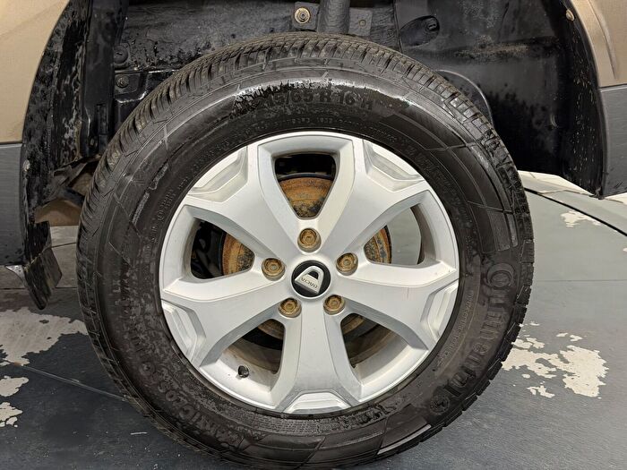 Dacia Duster 1.3 Tce 4x4 Prestige araç görseli 24