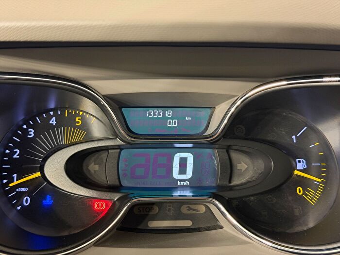 Renault Captur 1.5 DCI Start&Stop Touch araç görseli 17