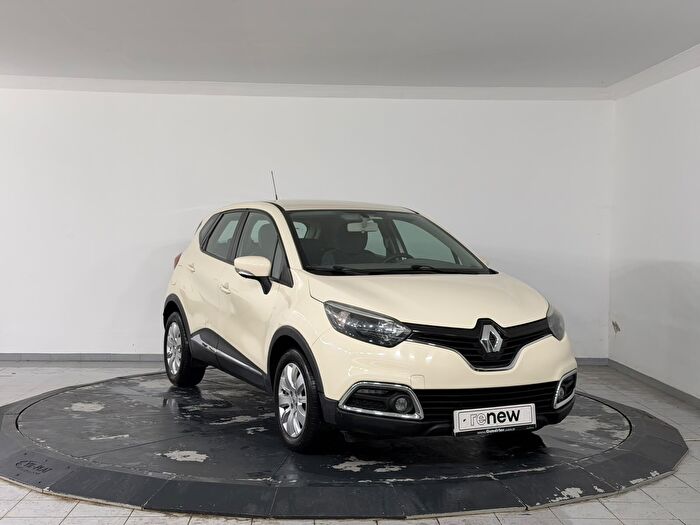 Renault Captur 1.5 DCI Start&Stop Touch araç görseli 3