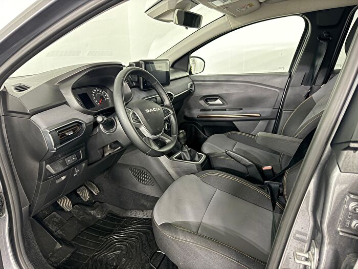 Dacia Jogger 13