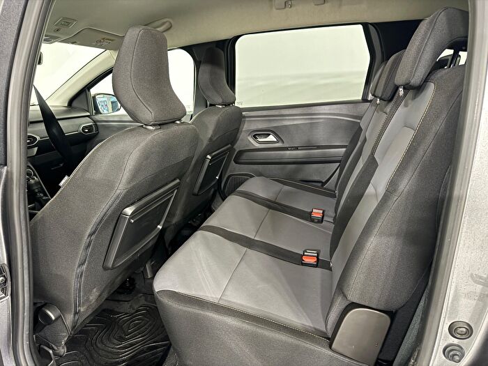 Dacia Jogger 15