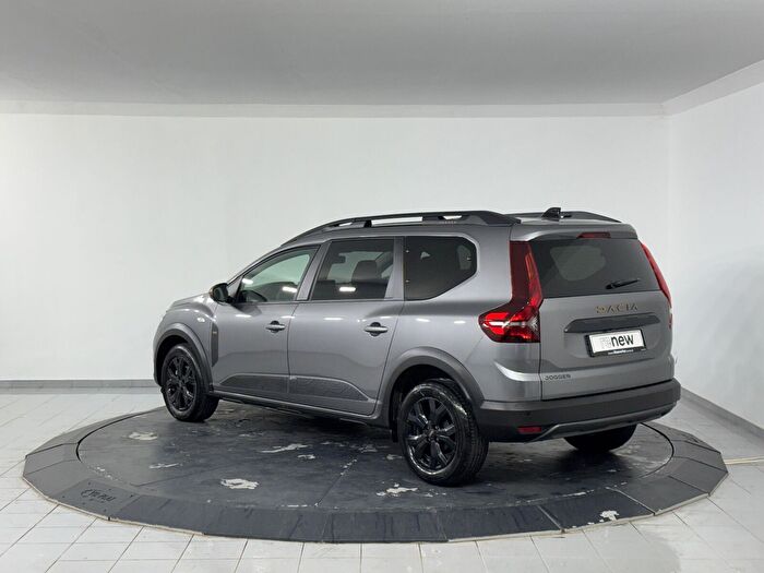 Dacia Jogger 8