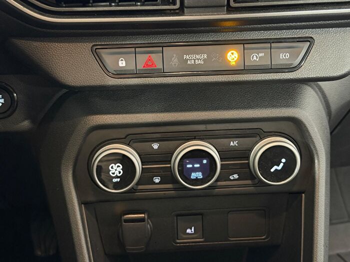 Dacia Sandero Stepway 1.0 TCE Extreme CVT araç görseli 18