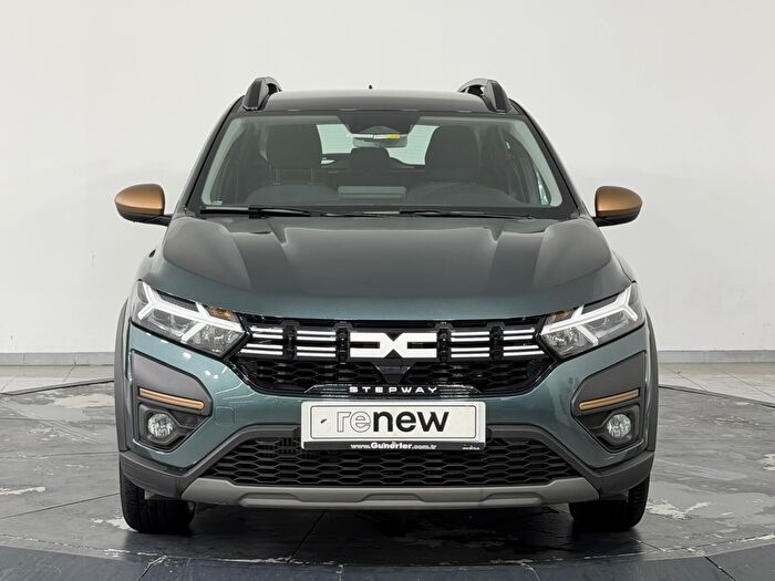 Dacia Sandero Stepway 1.0 TCE Extreme CVT araç görseli 10