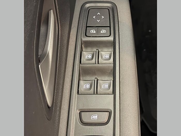 Dacia Sandero Stepway 1.0 TCE Extreme CVT araç görseli 23