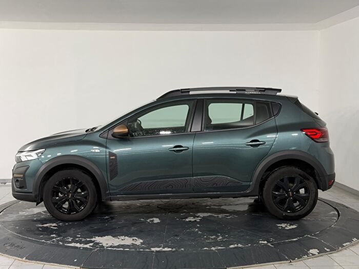 Dacia Sandero Stepway 1.0 TCE Extreme CVT araç görseli 5