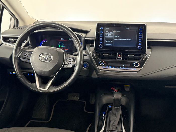Toyota Corolla 1.8 Hybrid Flame X-Pack e-CVT araç görseli 18