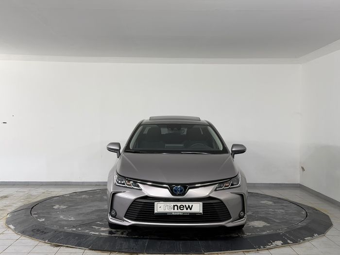 Toyota Corolla 1.8 Hybrid Flame X-Pack e-CVT araç görseli 2
