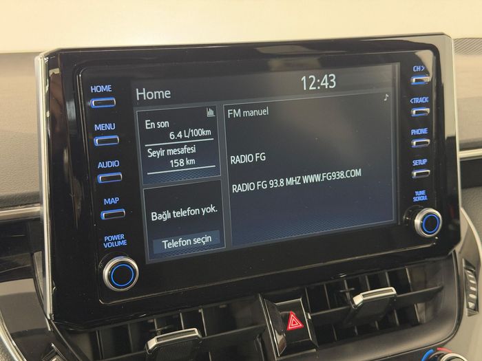 Toyota Corolla 1.8 Hybrid Flame X-Pack e-CVT araç görseli 20
