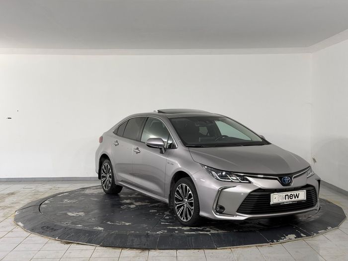 Toyota Corolla 1.8 Hybrid Flame X-Pack e-CVT araç görseli 3