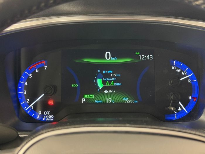 Toyota Corolla 1.8 Hybrid Flame X-Pack e-CVT araç görseli 21