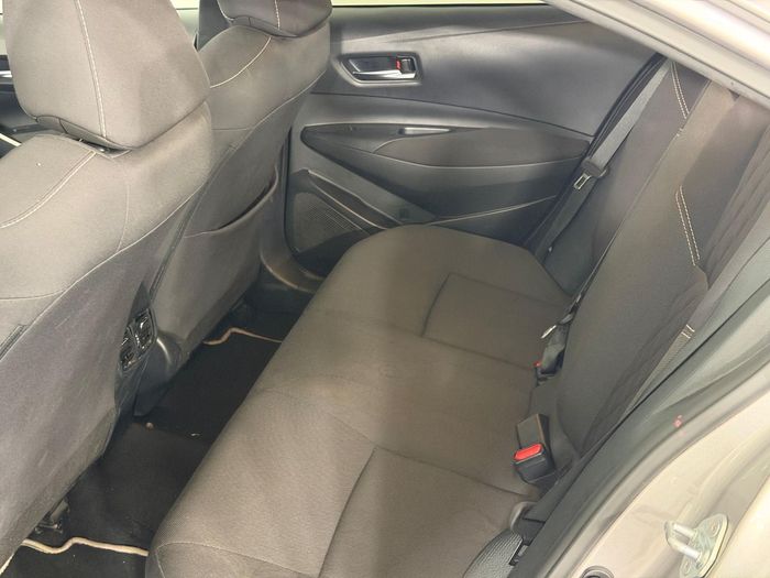 Toyota Corolla 1.8 Hybrid Flame X-Pack e-CVT araç görseli 16