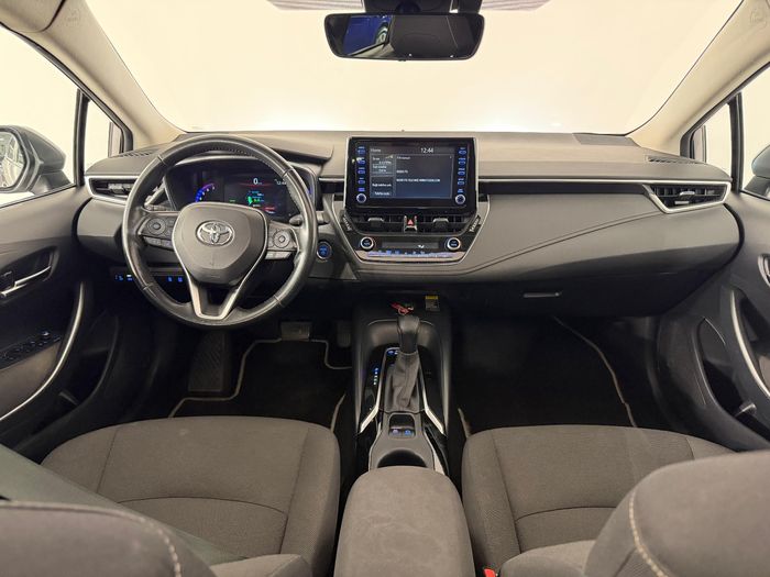 Toyota Corolla 1.8 Hybrid Flame X-Pack e-CVT araç görseli 17