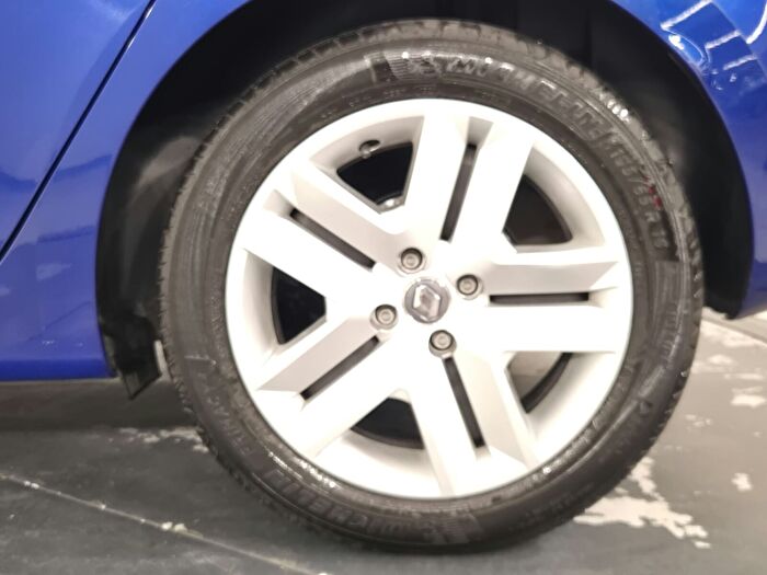 Renault Clio 1.0 TCe Touch X-Tronic araç görseli 29