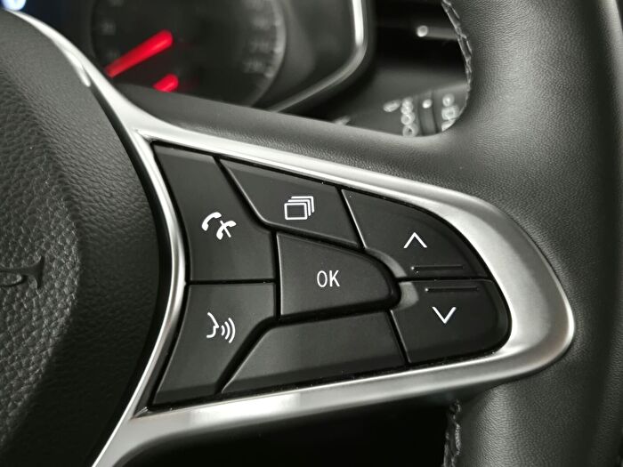 Renault Clio 1.0 TCe Touch X-Tronic araç görseli 25