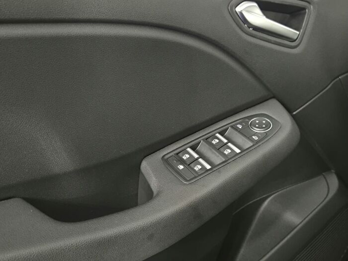 Renault Clio 1.0 TCe Touch X-Tronic araç görseli 26
