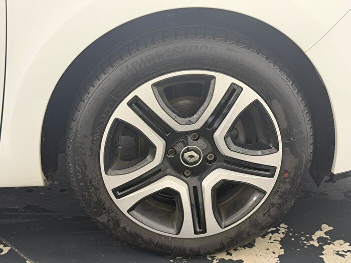 Renault Clio Sport Tourer 1.5 DCI Joy araç görseli 28