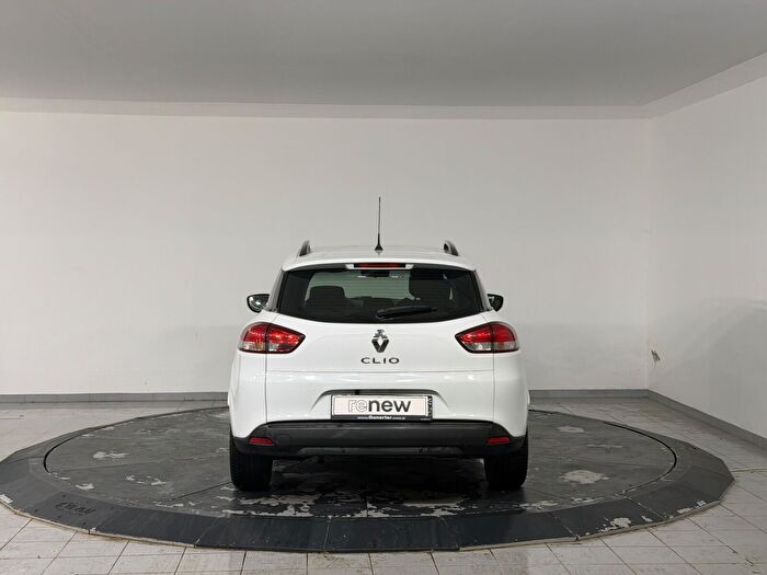 Renault Clio Sport Tourer 1.5 DCI Joy araç görseli 7