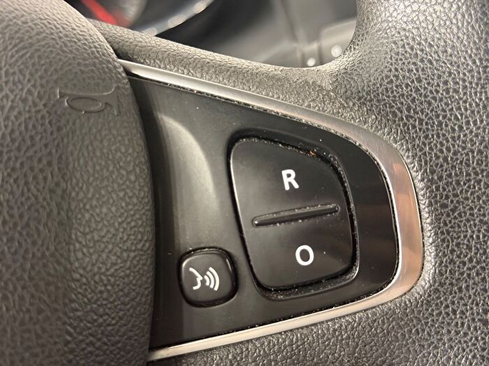 Renault Clio Sport Tourer 1.5 DCI Joy araç görseli 21