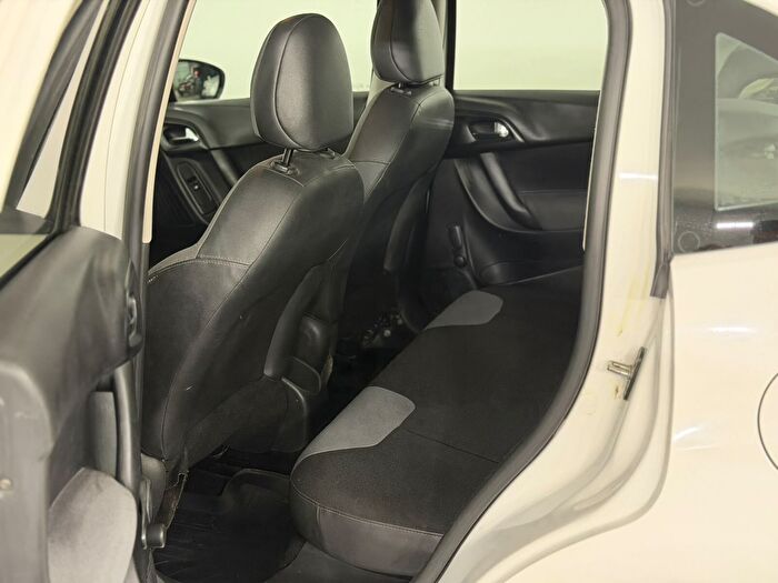 Citroen C3 1.4 HDI Attraction araç görseli 10