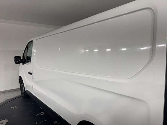 Renault Trafic 2.0 DCI 6m3 Grand Confort araç görseli 9