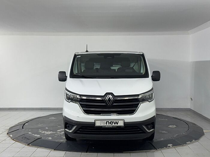 Renault Trafic 2.0 DCI 6m3 Grand Confort araç görseli 2