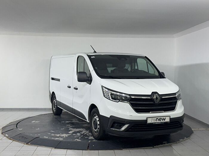 Renault Trafic 2.0 DCI 6m3 Grand Confort araç görseli 3