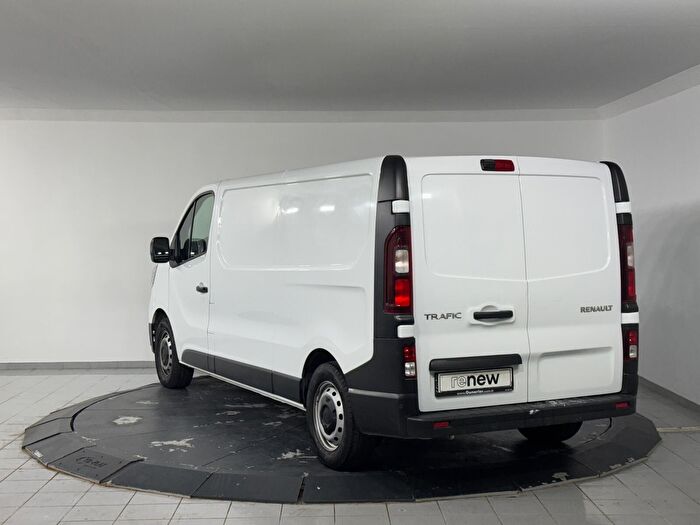 Renault Trafic 2.0 DCI 6m3 Grand Confort araç görseli 8