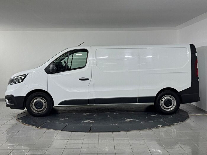 Renault Trafic 2.0 DCI 6m3 Grand Confort araç görseli 5