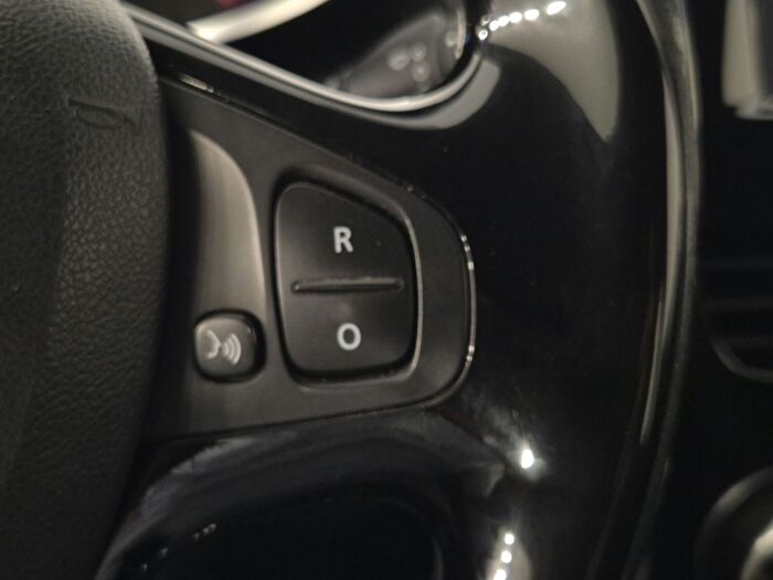 Renault Clio 1.5 DCI Icon EDC araç görseli 23
