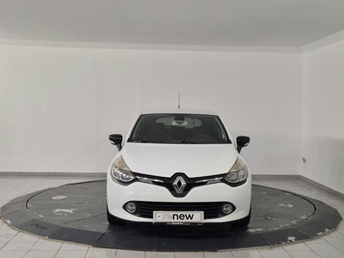 Renault Clio 1.5 DCI Icon EDC araç görseli 2