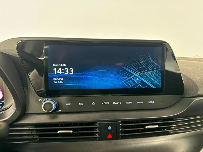 Hyundai Bayon 1.0 T-GDI Style DCT araç görseli 18