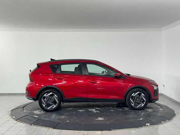Hyundai Bayon 1.0 T-GDI Style DCT araç görseli 4