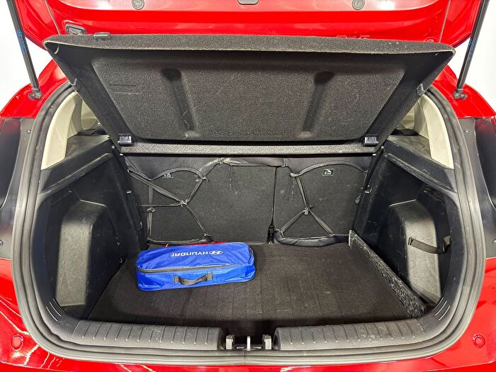 Hyundai Bayon 1.0 T-GDI Style DCT araç görseli 28