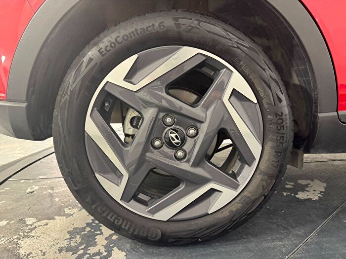 Hyundai Bayon 1.0 T-GDI Style DCT araç görseli 31