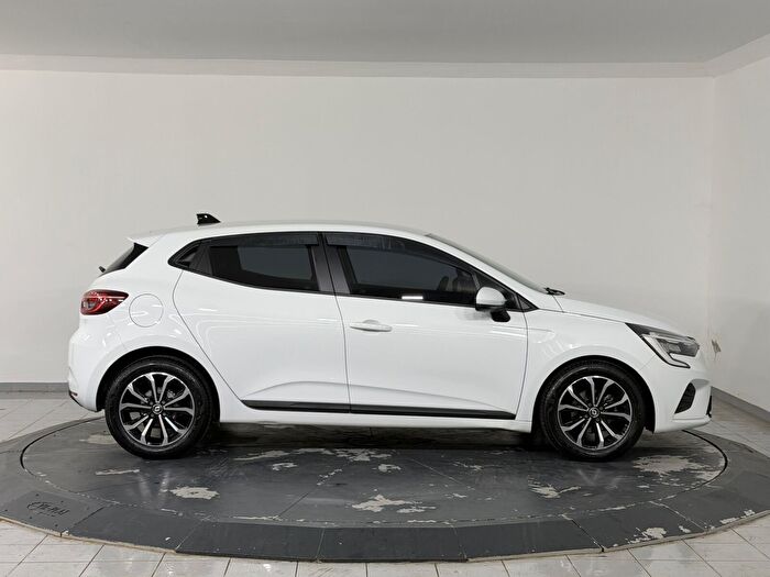 Renault Clio 1.0 SCe Joy araç görseli 22