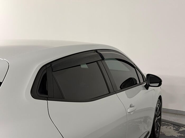 Renault Clio 1.0 SCe Joy araç görseli 23